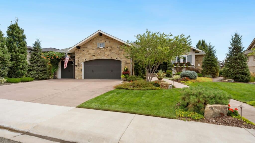 custom home in eugene